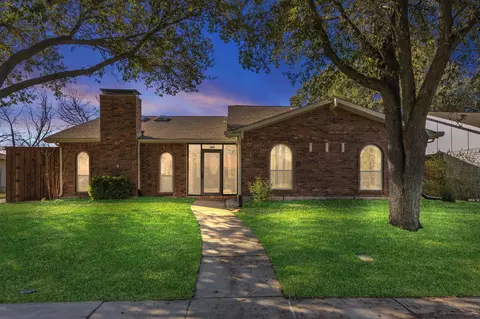 537 Shadowcrest Ln, Coppell, TX 75019