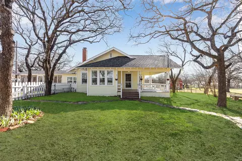 5836 Retta Mansfield Rd, Burleson, TX 76028