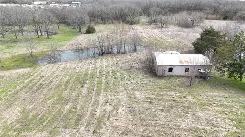 8721 W Ridge Dr, Quinlan, TX 75474