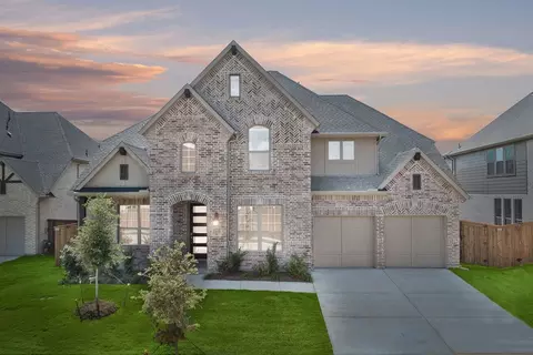 2105 Birch St, Mansfield, TX 76063