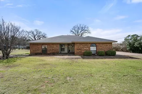 1932 Cindy Ct, Burleson, TX 76028