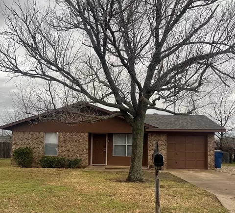 188 Berry St, Graham, TX 76450