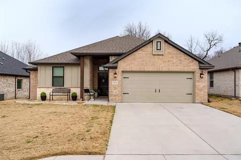1636 Town Creek Cir, Weatherford, TX 76086