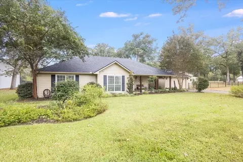 108 Azalea Ct, Trinidad, TX 75163