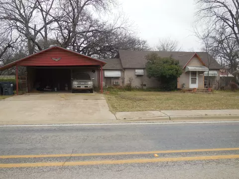 610 W Main St, Ranger, TX 76470