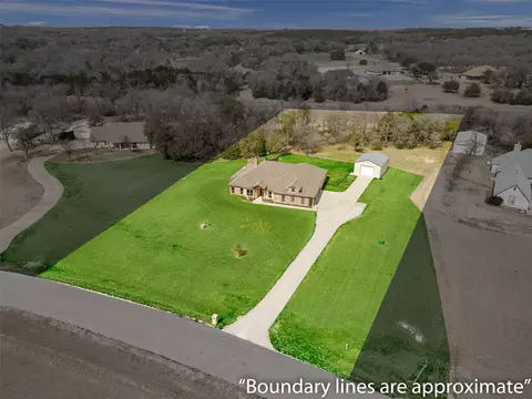 3604 Farm Land Ct, Granbury, TX 76048