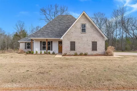 1021 Voss, Stonewall, LA 71078
