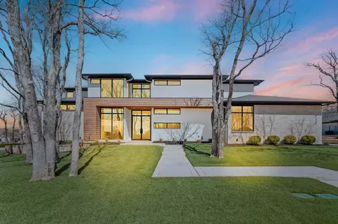 712 Sawyer Dr, Colleyville, TX 76034