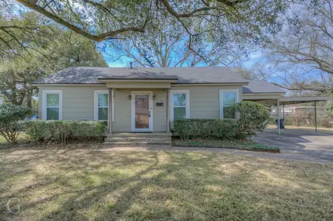 426 Waller Ave, Bossier City, LA 71112