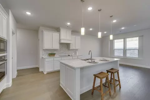 4402 Biscayne Dr, Midlothian, TX 76065 photo 3