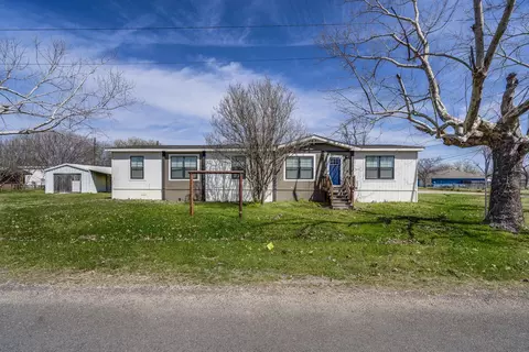 501 W 3rd St, Maypearl, TX 76064