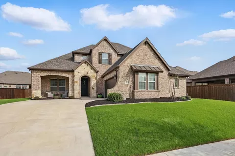 2813 Carrington Dr, Mansfield, TX 76063