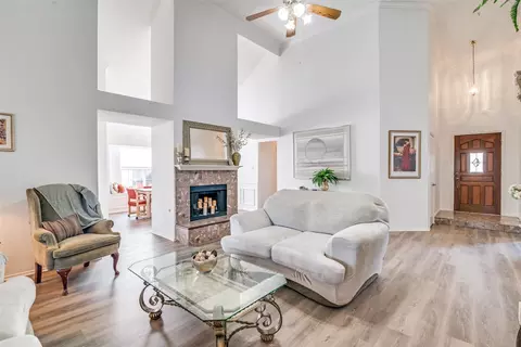 2206 Stillwater Dr, Mesquite, TX 75181