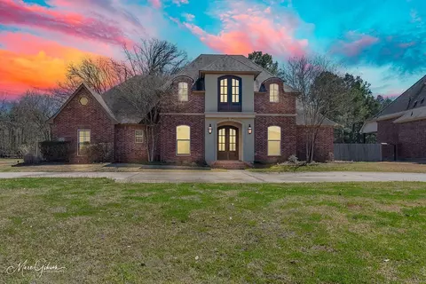 1017 Abbie Glenn Ln, Shreveport, LA 71106