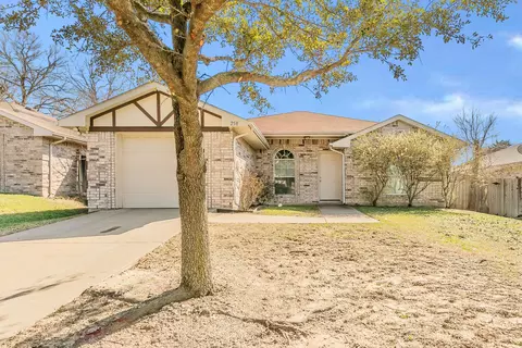 258 Mazatlan Ave, Dallas, TX 75232