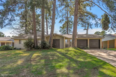 2025 S Brookwood Dr, Shreveport, LA 71118