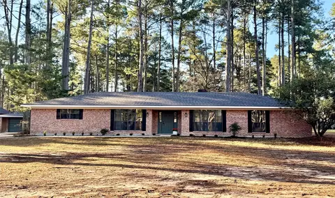 8518 N Park Pl, Shreveport, LA 71107