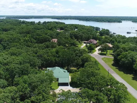 525 County Road 1784, Yantis, TX 75497