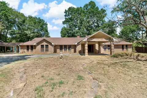 3165 Stacy Ln, Paris, TX 75460