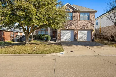 5428 Summer Meadows Dr, Fort Worth, TX 76123
