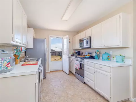 Entry Way - 207 E Hall Ct, Early, TX 76802 photo 1 of 1