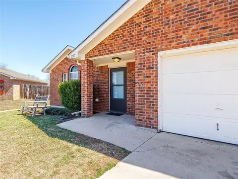 Exterior - 207 E Hall Ct, Early, TX 76802 photo 3 of 4