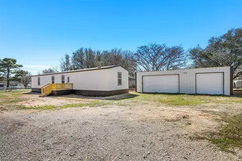 1309 Marie St, Joshua, TX 76058