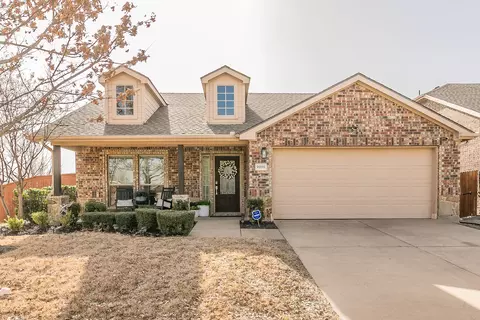 2035 Carriage Rd, Heartland, TX 75126