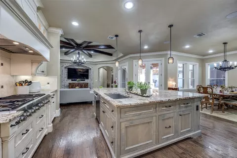 326 Devon Dr, Coppell, TX 75019 photo 10
