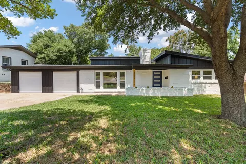 6562 Darwood Ave, Fort Worth, TX 76116