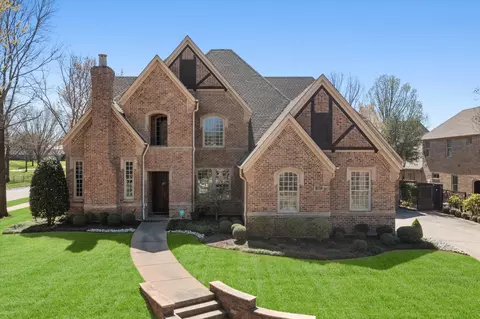 501 Haverhill Ln, Colleyville, TX 76034