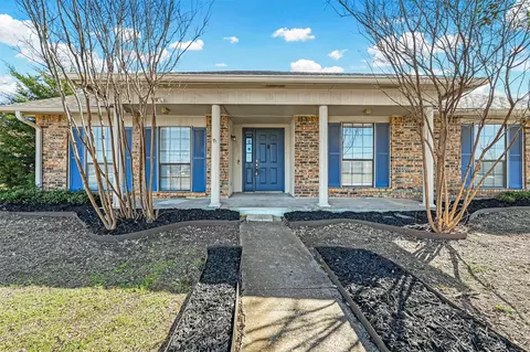 436 E Belt Line Rd, Cedar Hill, TX 75104