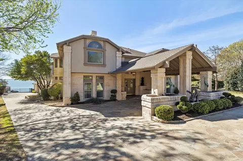 16 Lakeway Dr, Heath, TX 75032