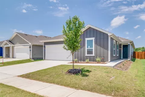 717 Saint Lawrence Dr, Seagoville, TX 75159