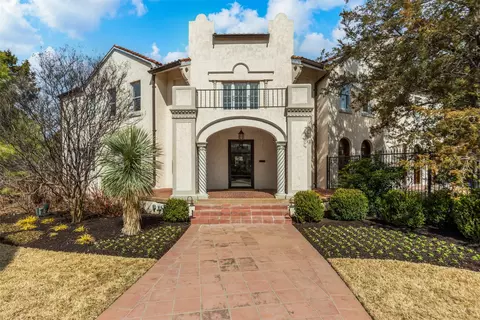 6200 Curzon Ave, Fort Worth, TX 76116