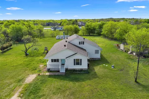 709 Verde Dr, Burleson, TX 76028