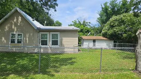 Other - 409 E 7th St, Ferris, TX 75125 photo 1 of 4