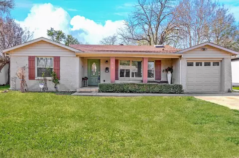 5609 Fursman Ave, Fort Worth, TX 76114