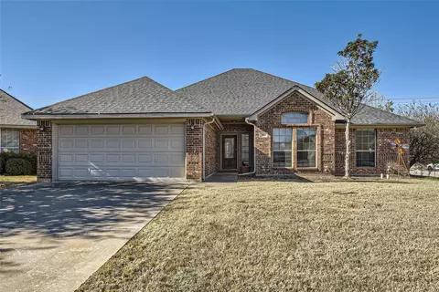 701 Snapper Dr, Burleson, TX 76028