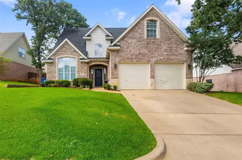 527 Mattie Ln, Lake Dallas, TX 75065