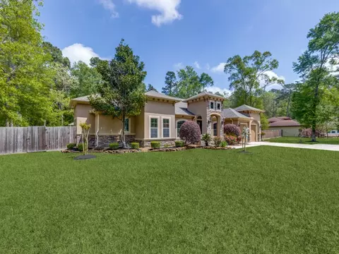 19343 Riverwalk Dr, Porter, TX 77365