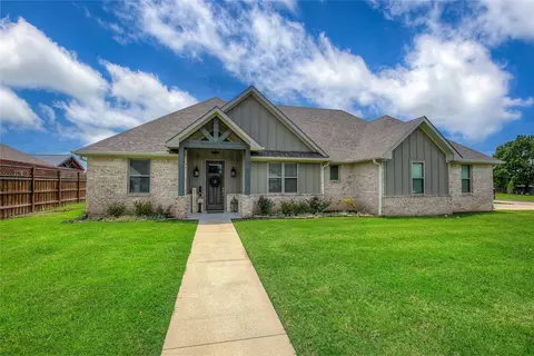 2113 Kelton Dr, Sulphur Springs, TX 75482