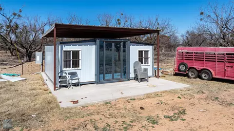 7933 Us Highway 277 S, Hawley, TX 79525