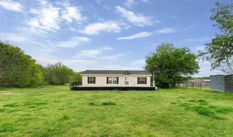 1774 Fm 2737, Lone Oak, TX 75453