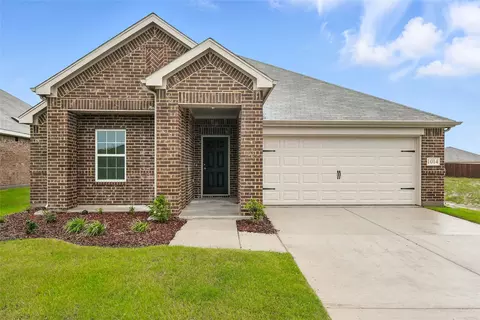 1014 Highgate Rd, Forney, TX 75126