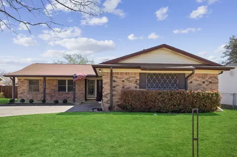 3106 Ridgeway St, Irving, TX 75062