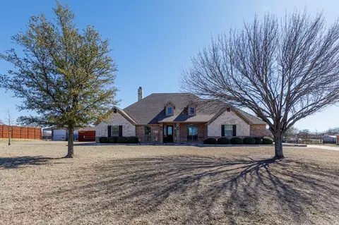 815 Lakeridge Dr, Lavon, TX 75166