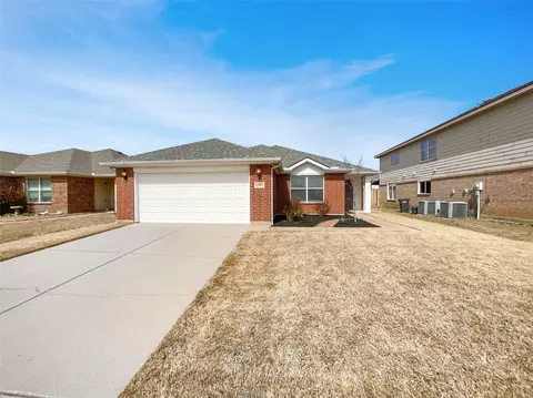 2145 Biggs St, Fort Worth, TX 76177