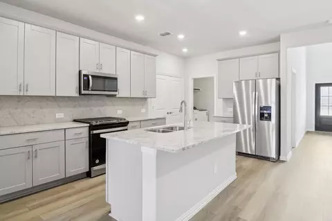 813 Honeydew Ln, Mckinney, TX 75071