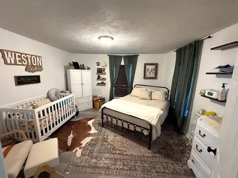 Bedroom - 405 E Grayson St, Leonard, TX 75452 photo 4 of 5